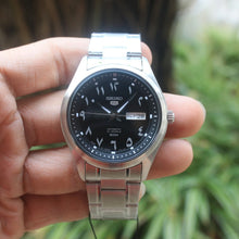 Load image into Gallery viewer, SEIKO AUTOMATIC SNKP21J1