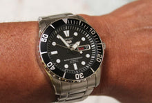 Load image into Gallery viewer, Seiko 5 Sports SNZF17K1 Men&#39;s Watch
