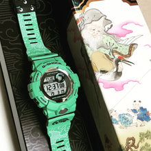 Laden Sie das Bild in den Galerie-Viewer, Casio G-Shock GBD-800SLG-3D / Gshock GBD800-3
